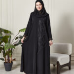 Leyali Dubai: Kristal Işıltılı İpek Abaya