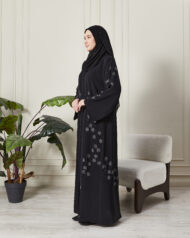 Leyali Dubai: Gümüş Işıltılı Çiçek Bahçesi - Görsel 6