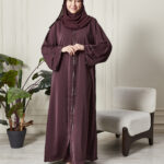 Leyali Dubai | Zarif Şerit Detaylı Mürdüm İpek Abaya