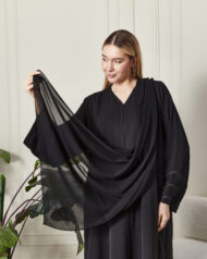 Üç Sıra Dantel Şeritli & Taşlı Siyah İpek Abaya - Görsel 7