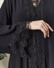 Leyali Dubai | Boydan Dantel İşlemeli ve Kristal Işıltılı Lüks İpek Abaya - Görsel 3