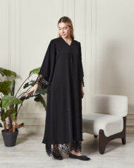 Leyali Dubai | Fransız Dantel ve Mikro Kristal Detaylı Siyah İpek Abaya