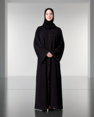 Leyali Dubai’den Işıltılı Bir İmza: Crystal Couture