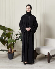 Leyali Dubai | Swarovski Işıltılı Dantel Nakışlı Lüks İpek Abaya - Görsel 2