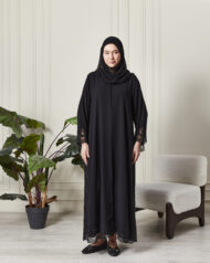 Leyali Dubai | Zarafetin Zirvesi Kristal İşlemeli Fransız Dantelli İpek Abaya - Görsel 4